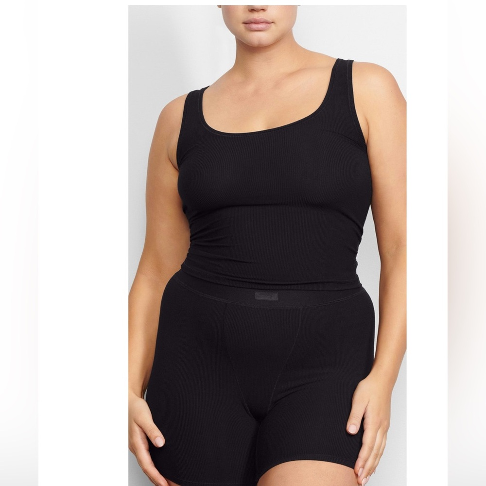 Skims Black Ribbed Tank Top